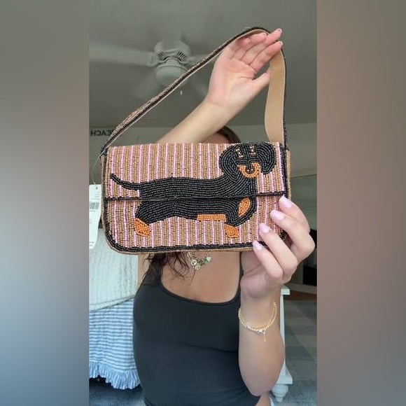 Price Firm - ANTHRO Fiona Beaded Bag - Dachshund - Picture 6 of 15